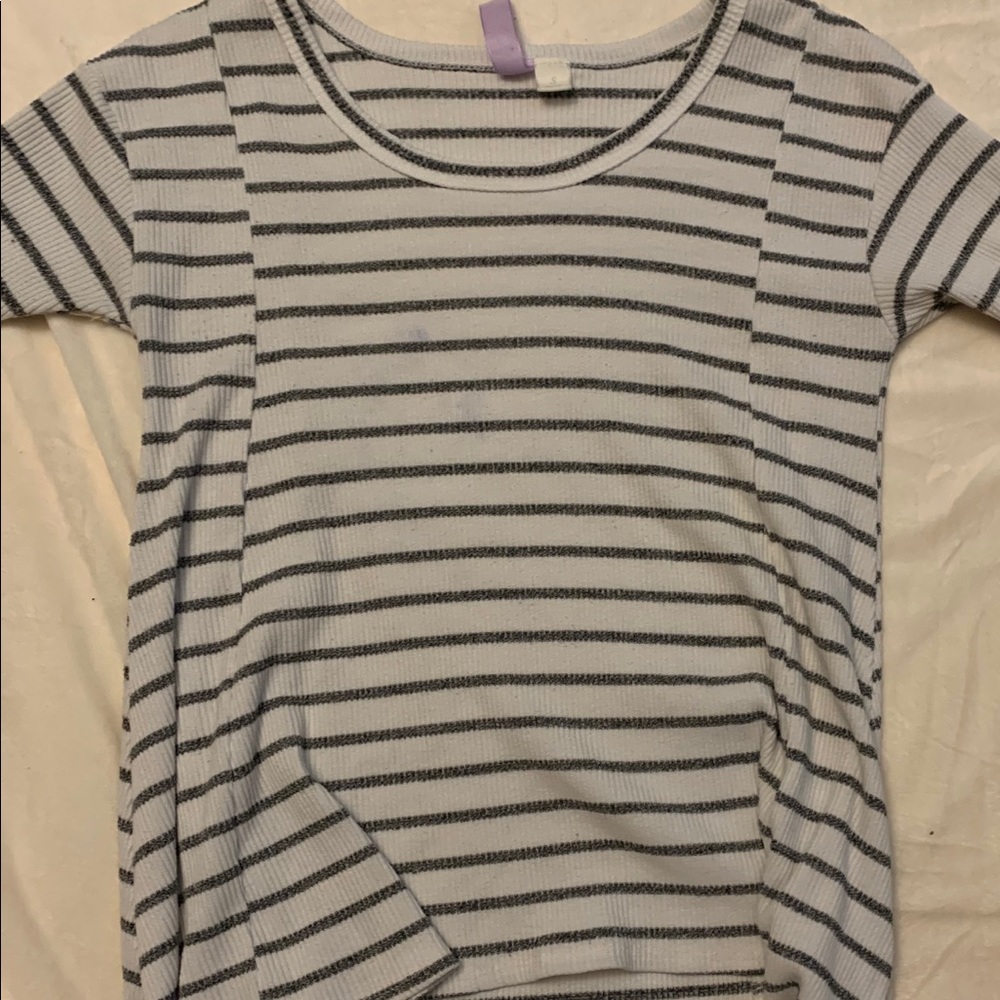Long sleeve high-low dress shirt